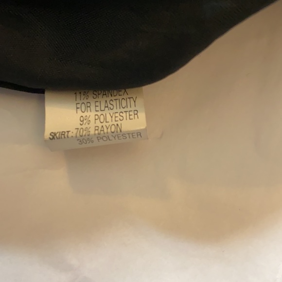 ✨Sexy Silver Kay Unger Silk Dress Size 10 - Picture 15 of 16